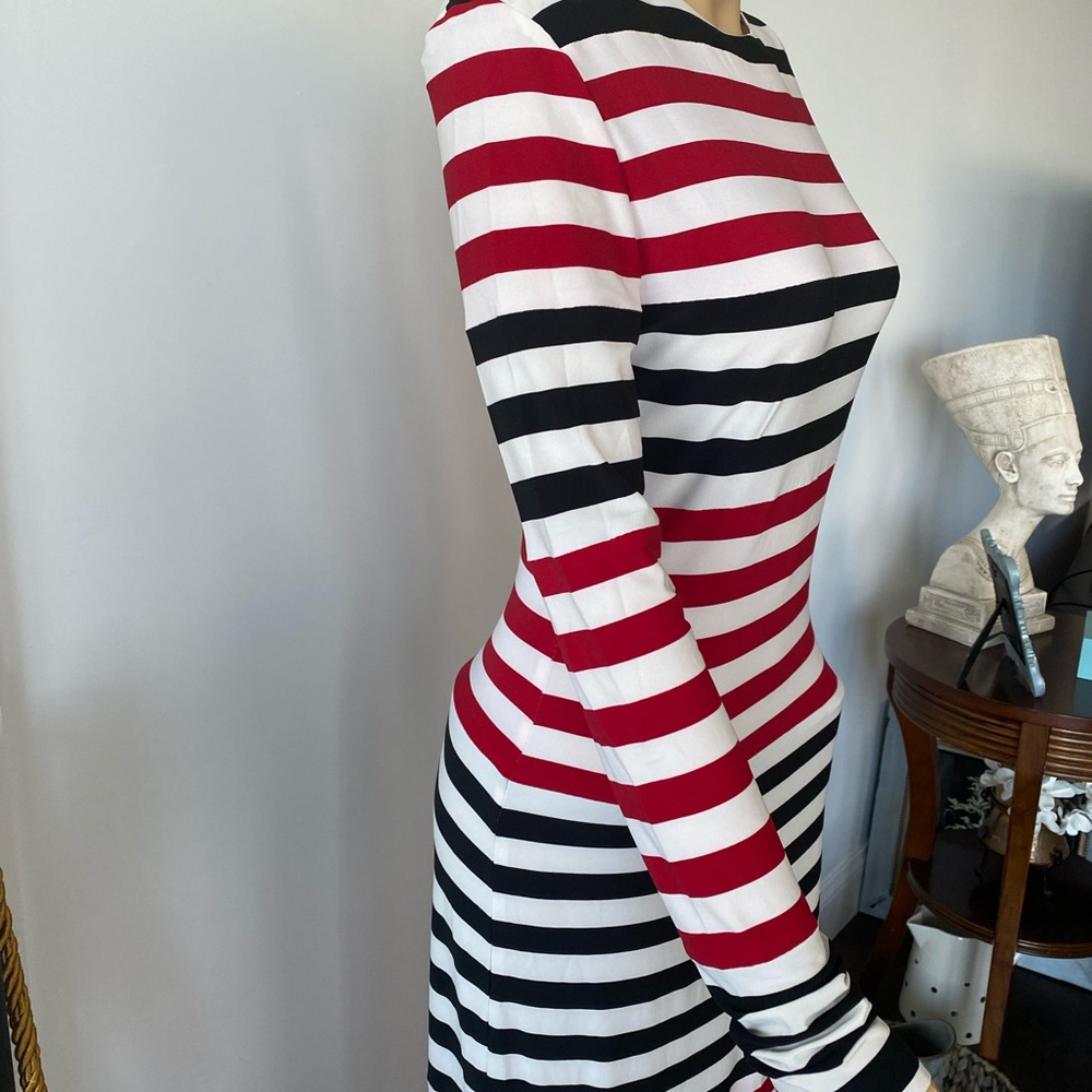 Norma Kamali - Red, white & black striped long sleeve maxi dress. Size L